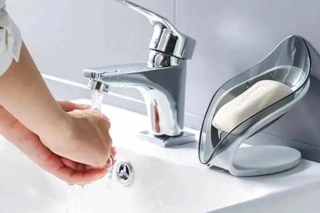 Smart Water-Draining Soap Holder - Leaf Shape